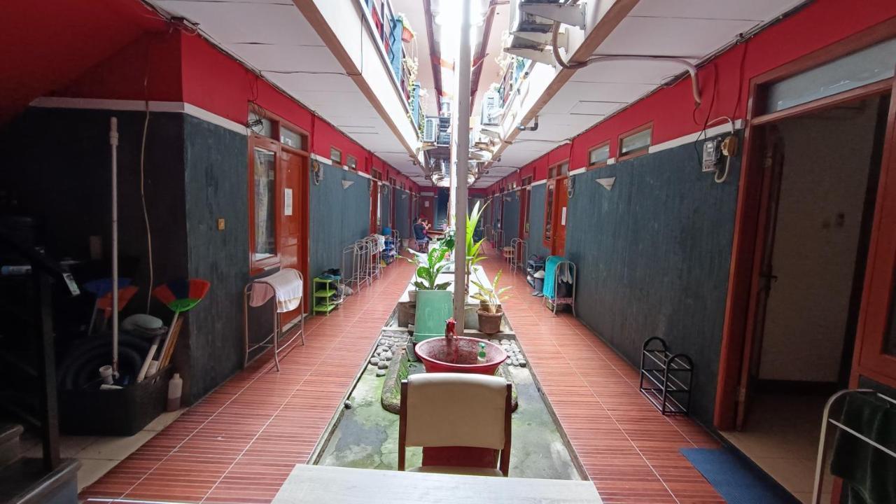 Oyo 91341 D'Phoenix Anggrek Syariah Residence ジャカルタ エクステリア 写真