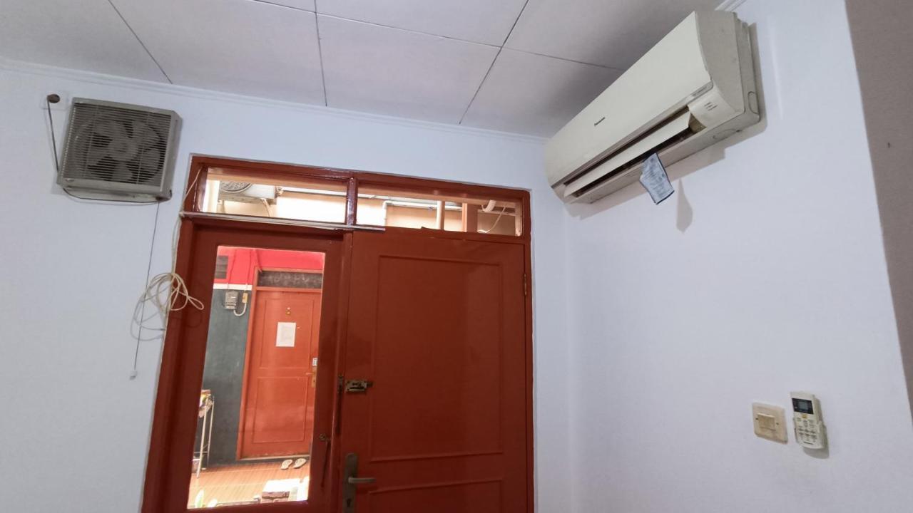 Oyo 91341 D'Phoenix Anggrek Syariah Residence ジャカルタ エクステリア 写真